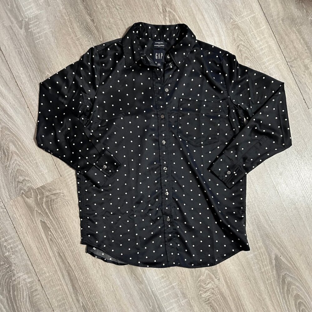 GAP Women’s Satin Polka Dot Long Sleeve Button-Up Boyfriend Shirt